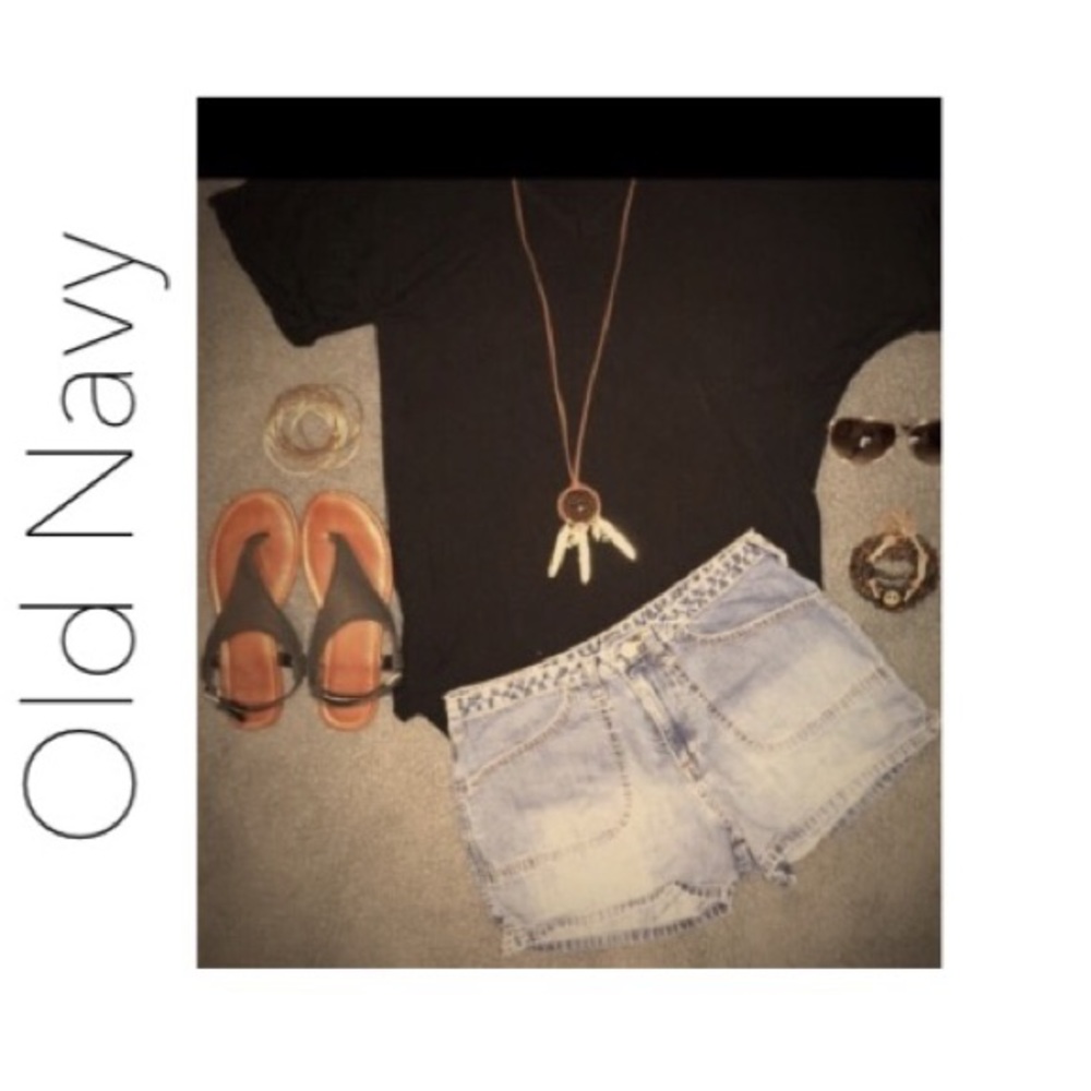 Old Navy blue jean shorts size 6